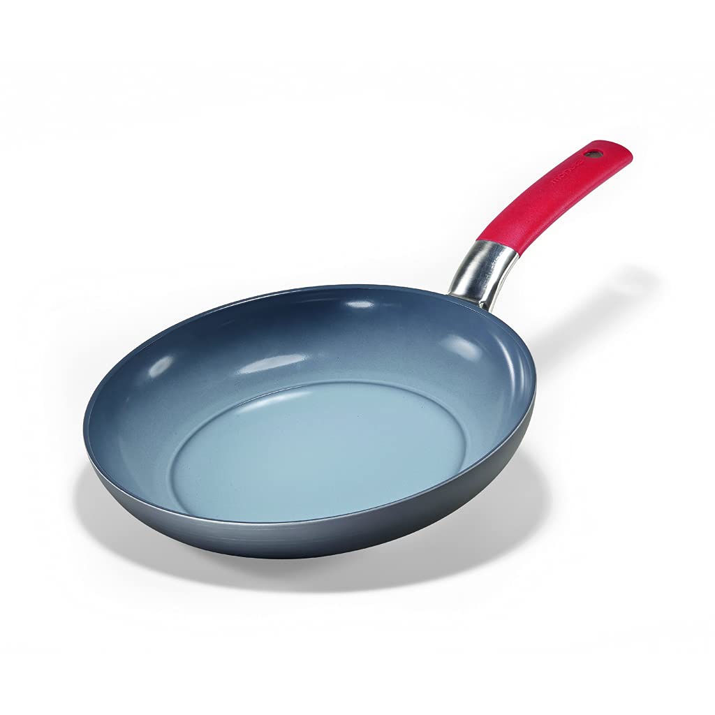 مقلاة مونيـتا ماكسيما مقاس 20 سم باللون الأزرق هي أداة مطبخ أنيقة ومتينة مصممة للاستخدام اليومي. تتميز بطبقة مانعة للالتصاق عالية الجودة تسهّل عملية الطهي والتنظيف،