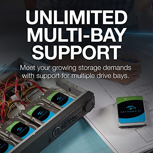 قرص التخزين سيجيت سكاي هوك AI بسعة 10 تيرابايت، المصمم خصيصًا لأنظمة المراقبة الذكية المعتمدة على الذكاء الاصطناعي. يدعم تشغيل حتى 64 كاميرا بدقة عالية و32 بث ذكاء اصطناعي في الوقت نفسه، مما يجعله مثاليًا للعمل المستمر على مدار الساعة