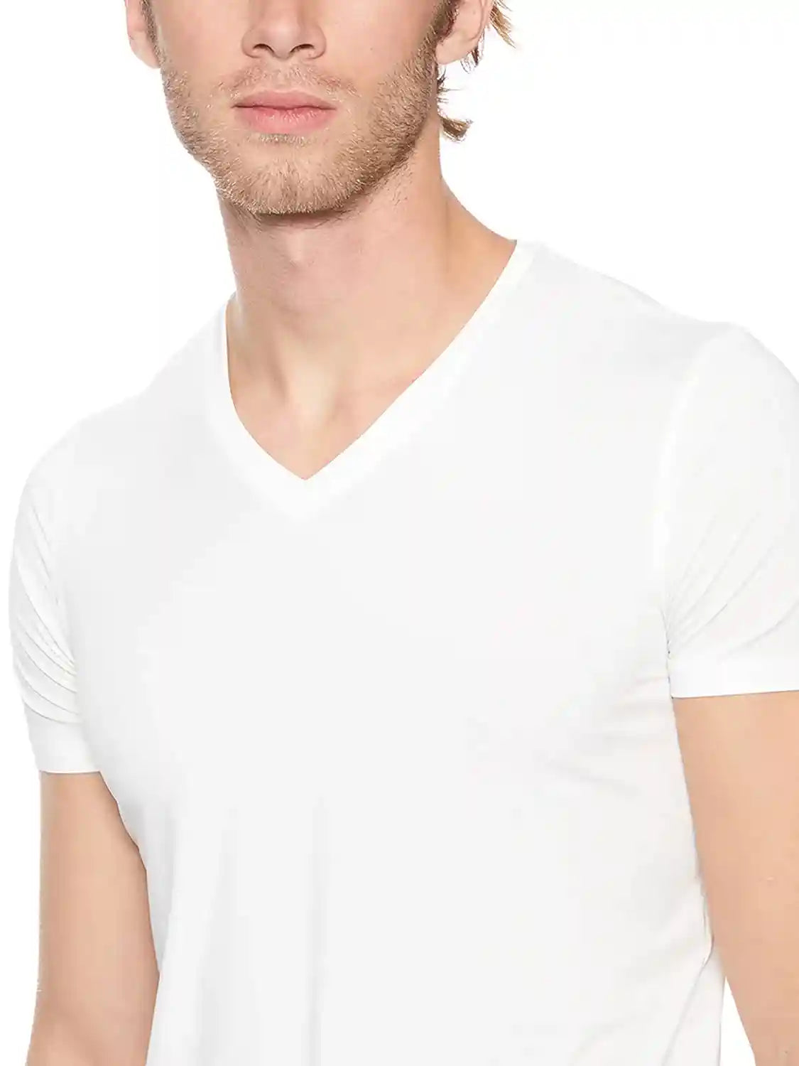 Magma V-Neck Back-Logo Solid Slim-Fit Sports T-Shirt for Men - Safqqa Egypt