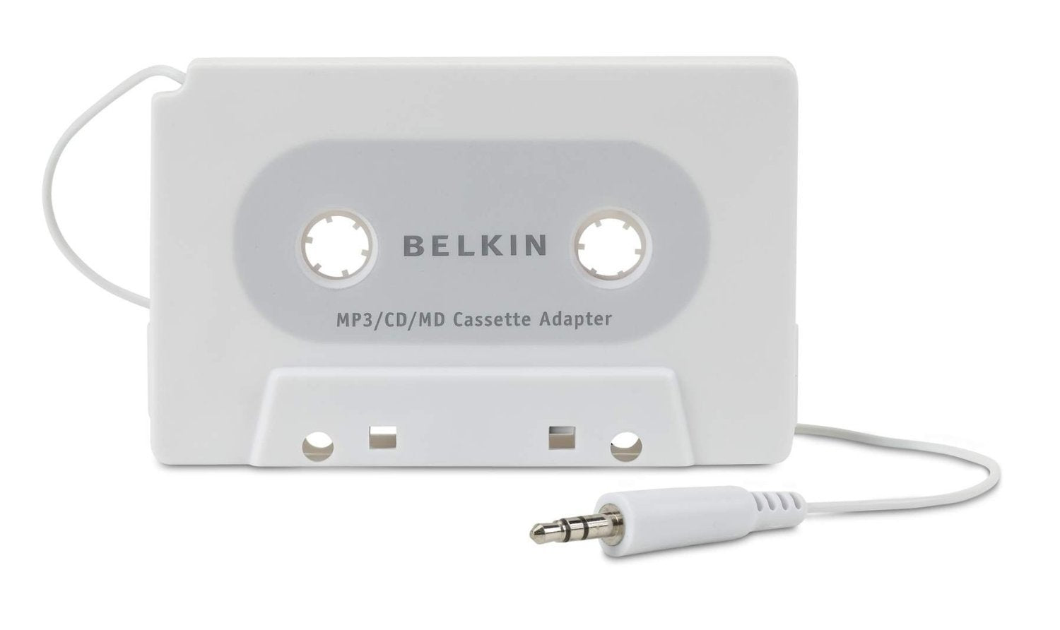محول الكاسيت من بيلكن المخصص لجهاز آيبود تشغيل الأغاني المفضلة لديك من جهاز الآيبود أو أي جهاز يحتوي على مدخل صوت ٣.٥ ملم عبر مشغل الكاسيت في السيارة.