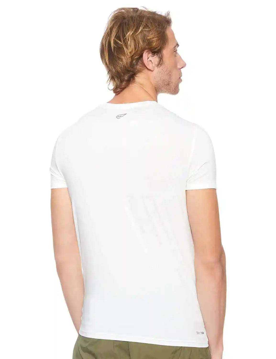 Magma V-Neck Back-Logo Solid Slim-Fit Sports T-Shirt for Men - Safqqa Egypt