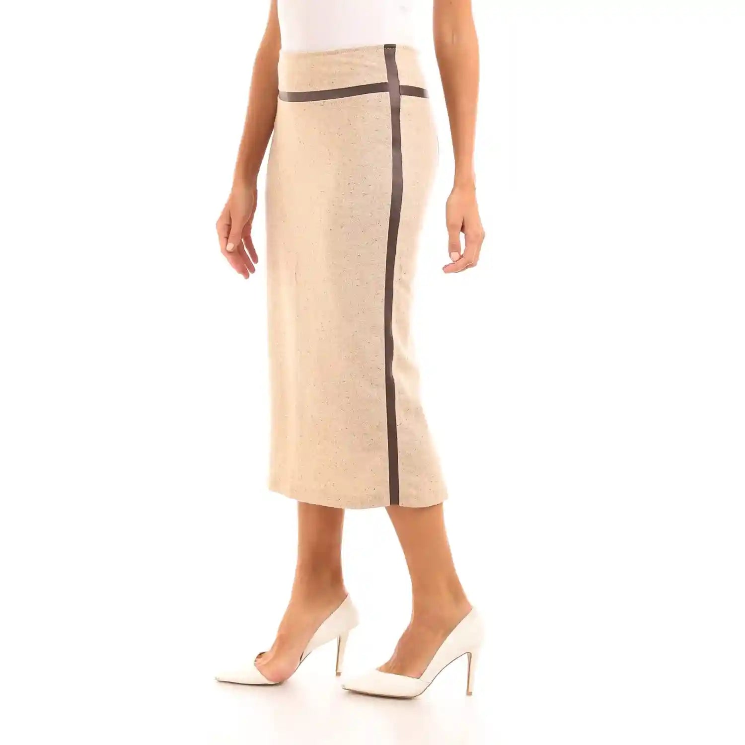 esla_Zipped Back Taupe Midi Ruffle Skirt_Light Beige - Safqqa Egypt