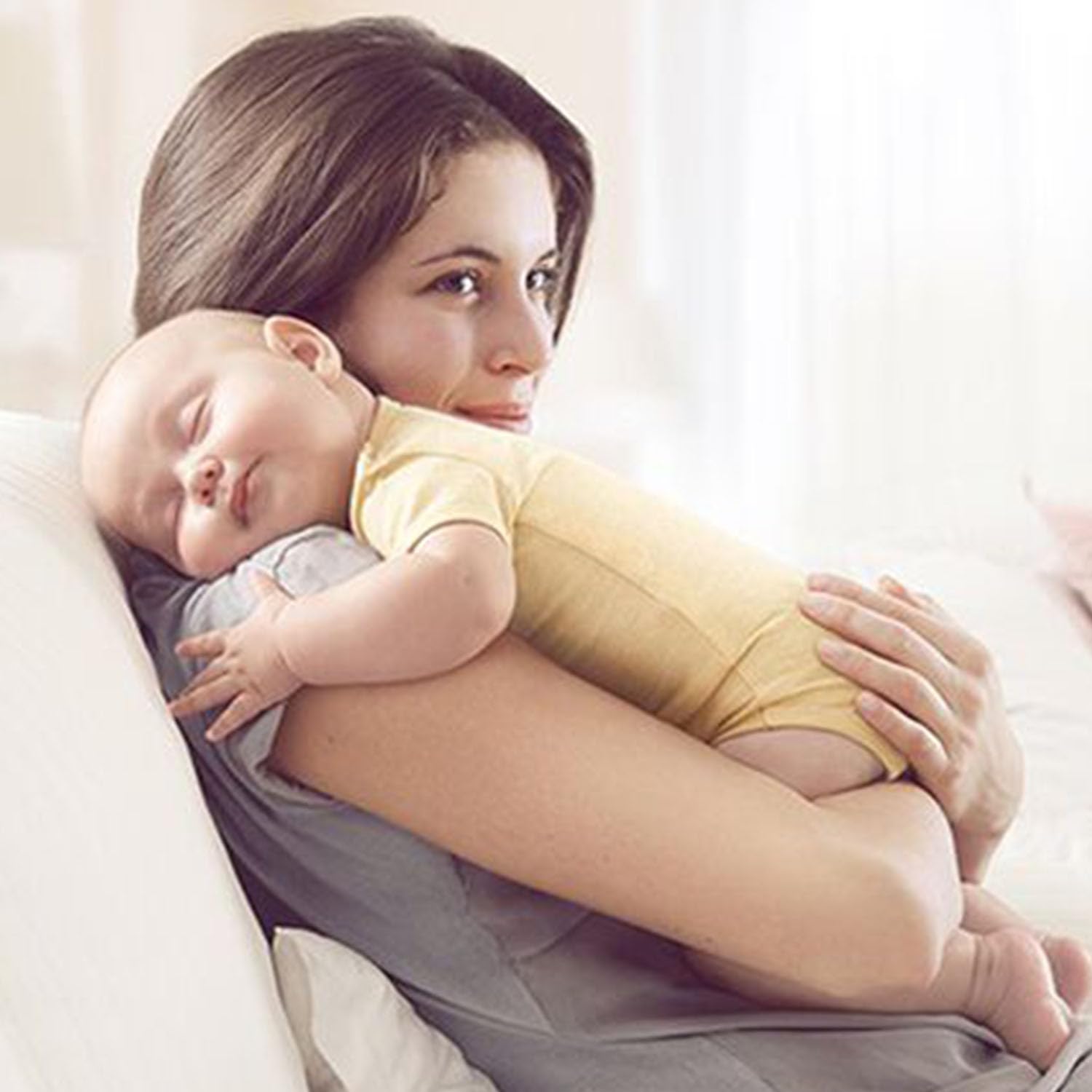 Chicco Classic Manual Breast Pump - Safqqa Egypt