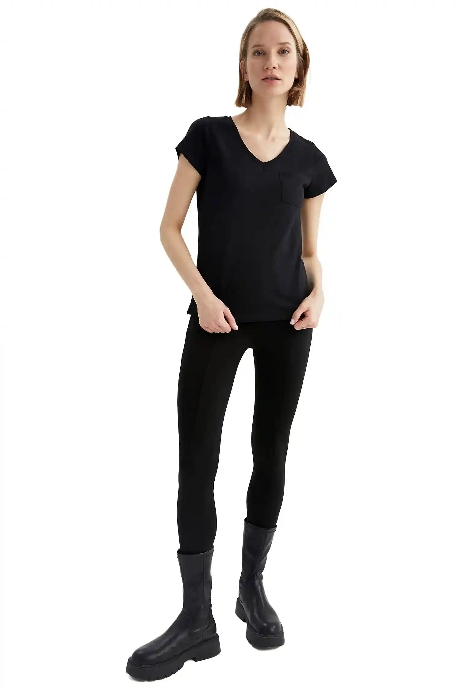 DeFacto womens N8387AZ T-Shirt - Safqqa Egypt