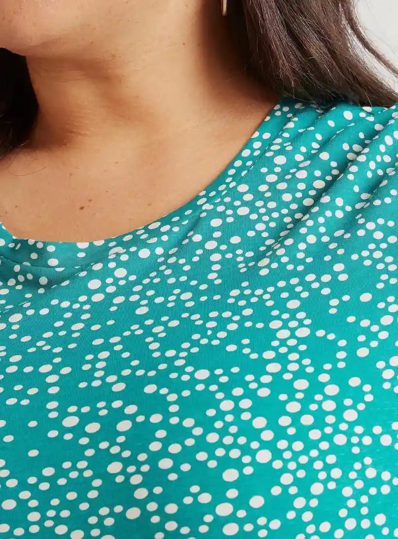 All-Over Print Round Neck T-shirt with Short Sleeves - Safqqa Egypt