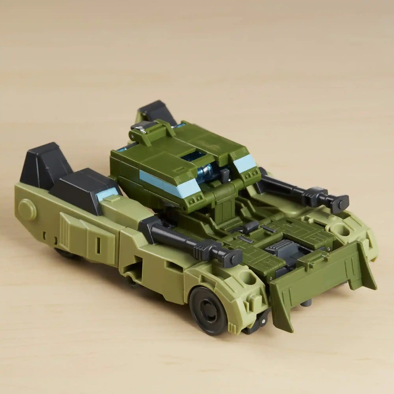 TRANSFORMERS Toys Cyberverse Ultra Class RACK'N'Ruin Action Figure - Combines with Energon Armor to Power Up - for Kids Ages 6 and Up, 6.75-inch - Safqqa Egypt