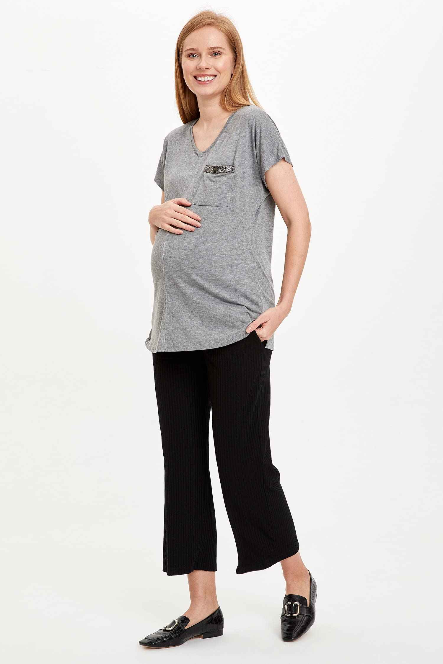 DeFacto womens R3377AZ T-Shirt - Safqqa Egypt