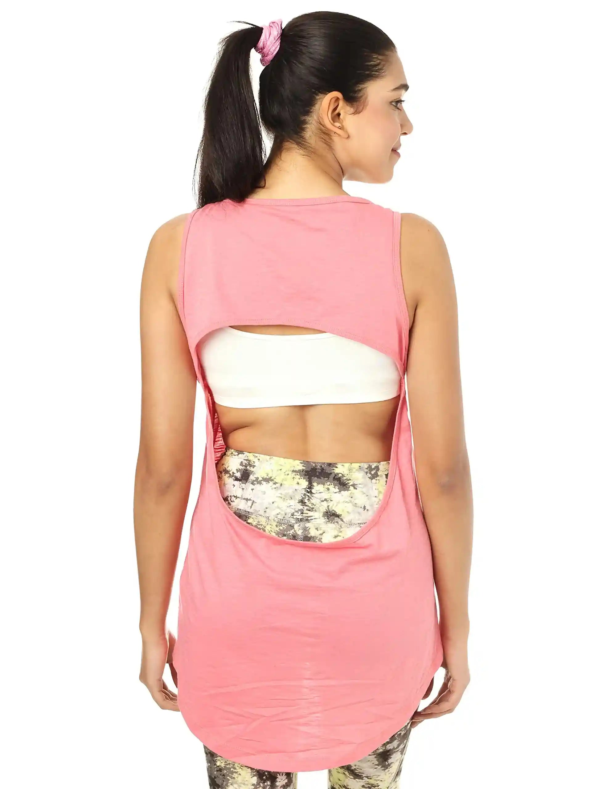 U Athleisure Letter-Printed Scoop-Neck Tank Top with Back CUt-OUt for Women - Safqqa Egypt