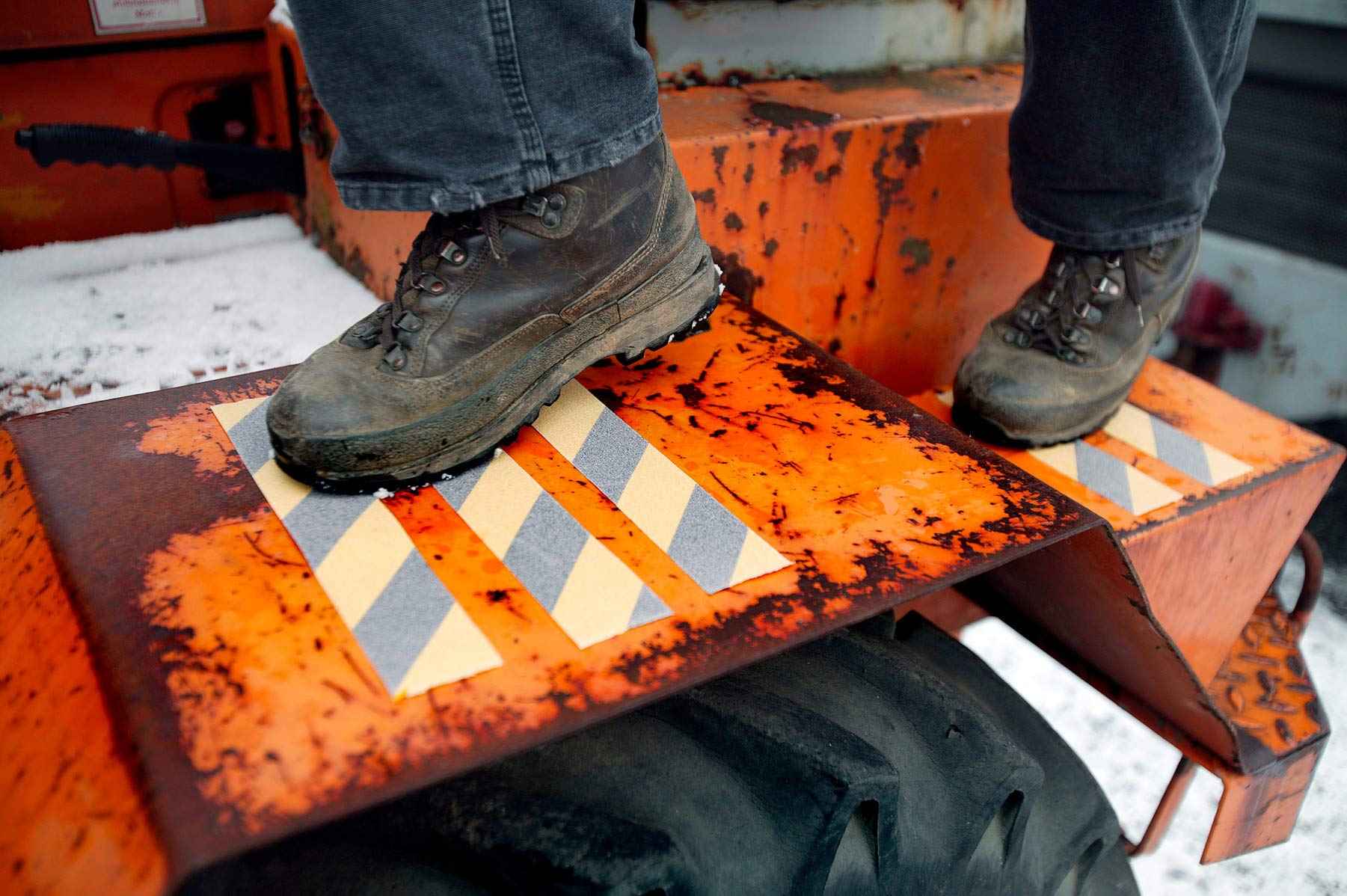 tesa 60951 Hazard Warning Black and Yellow Anti Slip Tape, 50 mm x 15 m - Safqqa Egypt