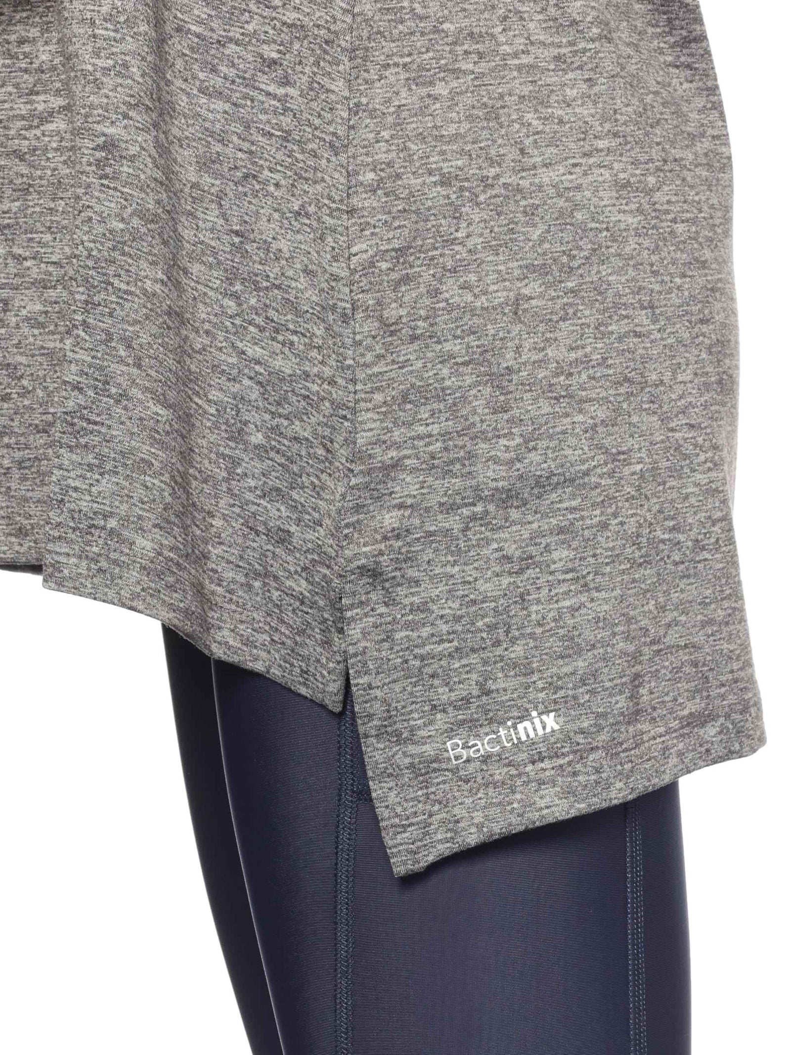 Magma womens Basic Long Sleeve Top - Safqqa Egypt