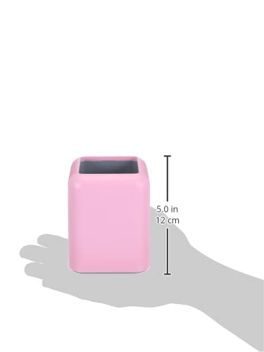 حامل أقلام من إريك كراوزي بلون وردي باستيل مع الجزء الداخلي باللون الرمادي، مصمم للحفاظ على ترتيب الأقلام والأدوات المكتبية. مصنوع من مواد متينة وخفيف الوزن، مثالي للاستخدام على المكاتب في المنزل