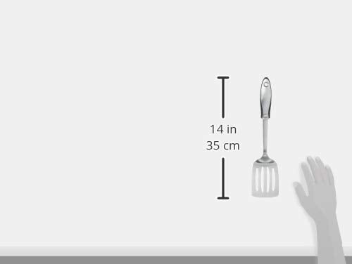 مغرفة المطبخ من OXO المصنوعة من الفولاذ المقاوم للصدأ هي أداة أساسية متينة وأنيقة لتقديم الشوربة واليخنات والصلصات والمزيد. تتميز بجودة عالية ومتانة كبيرة ومقاومة للصدأ والبقع