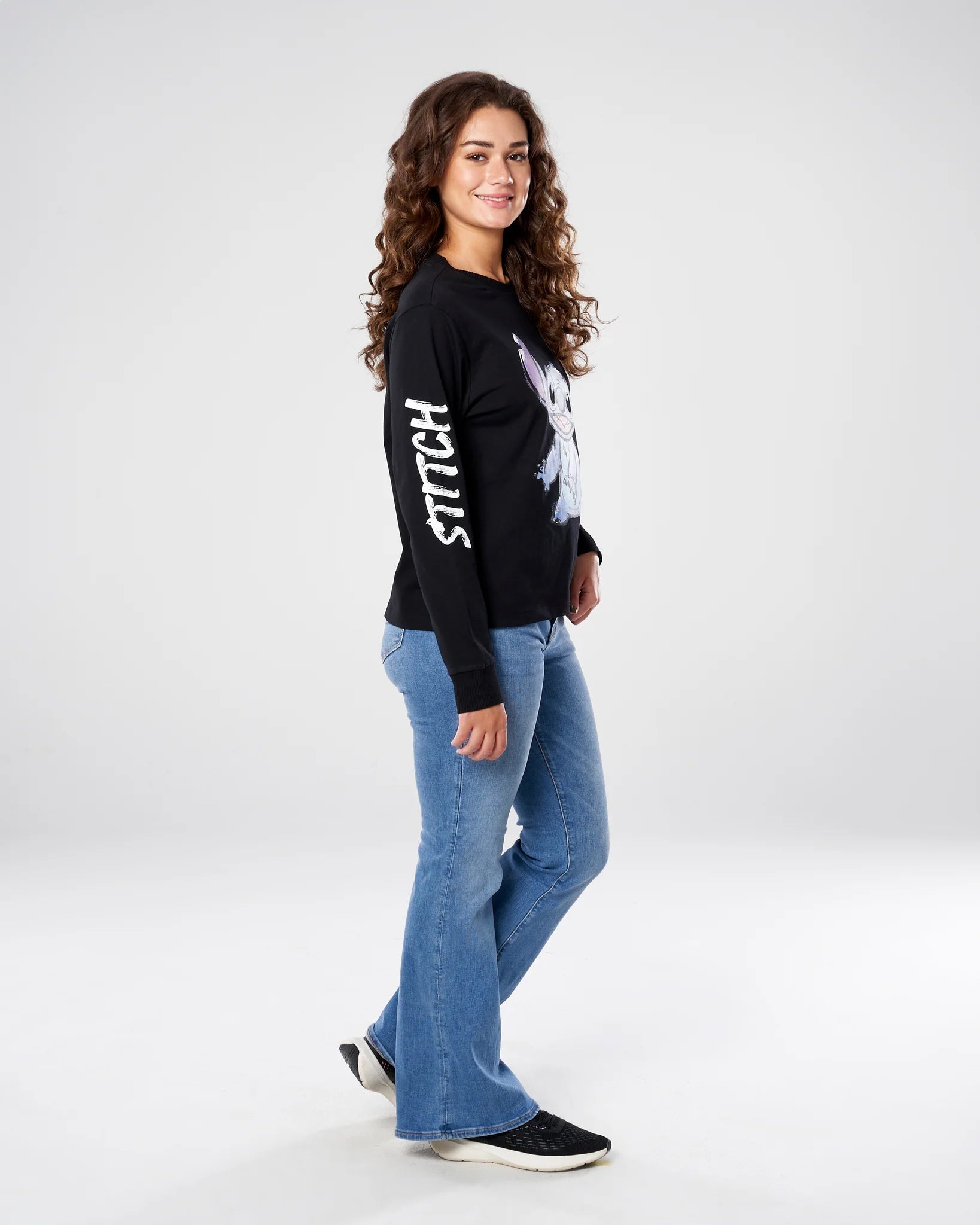 Disney WOMEN STITCH LS BLACK T-SHIRT