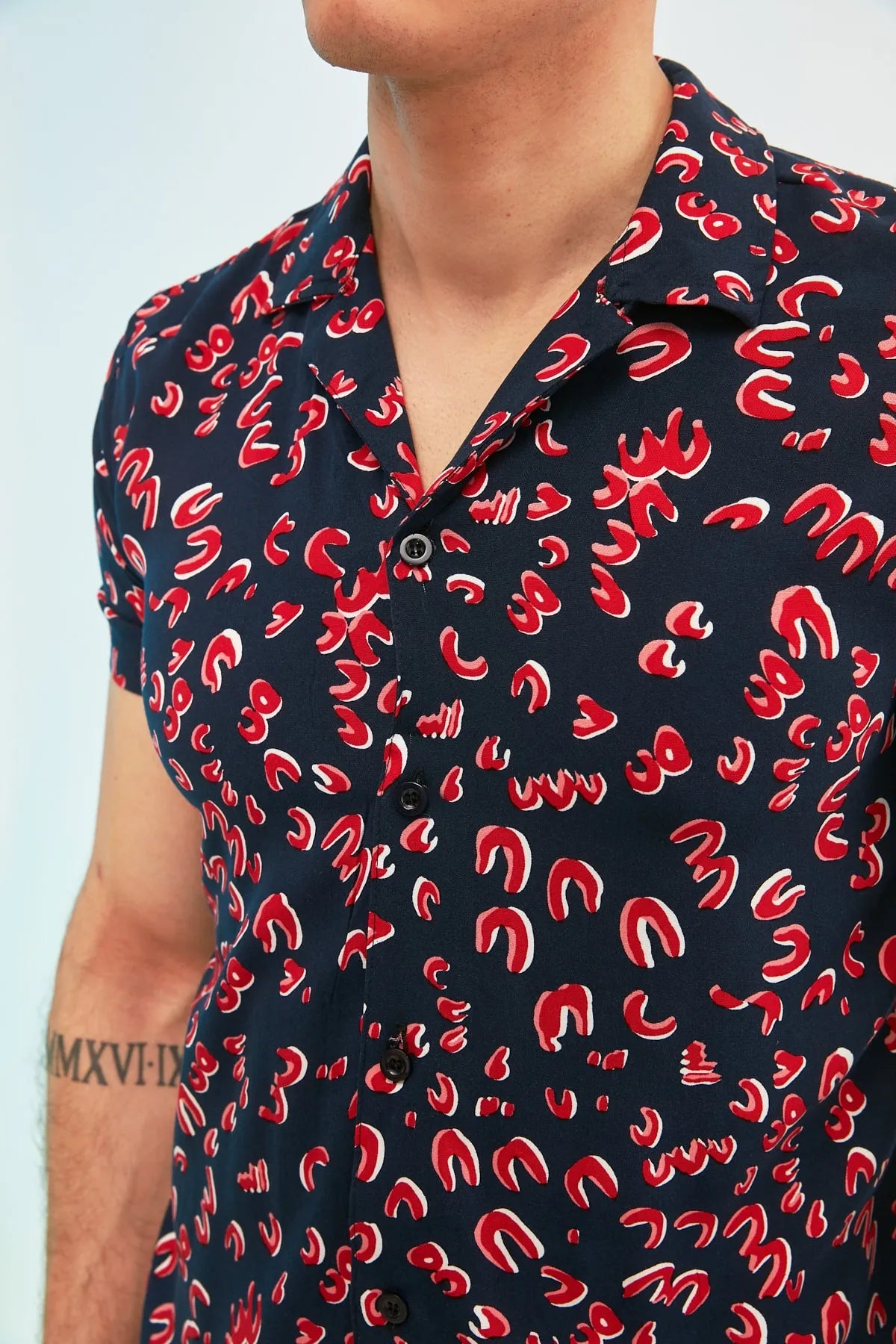 Trendyolmilla Men’s Regular Fit Short Sleeve Shirt with Cuban Collar