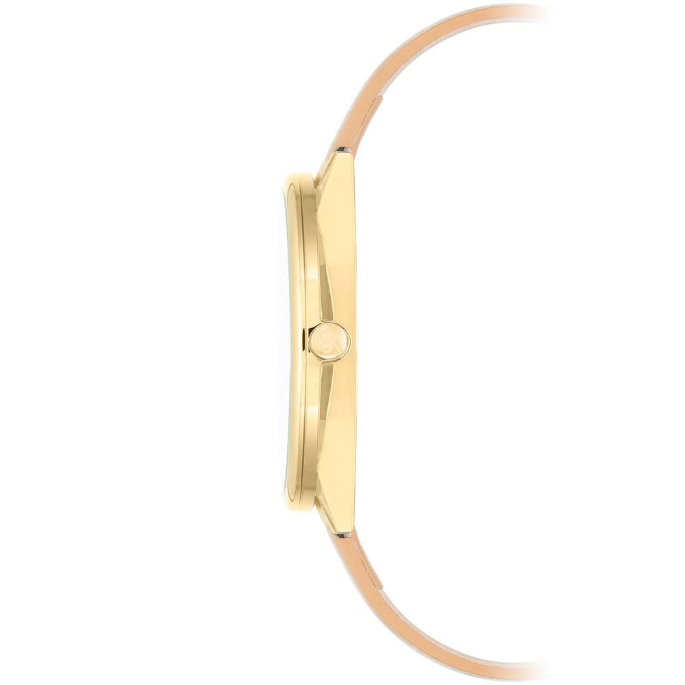 ساعة نسائية من Nine West ( العلبة تالفه )