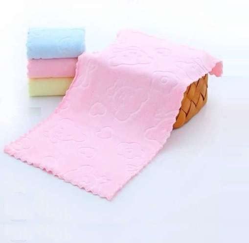 طقم فوط مطبخ قطنية عملية ومريحة 