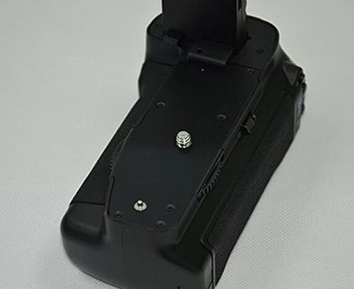 حامل البطارية  BG-E7 هو ملحق عملي مصمم خصيصًا لكاميرا كانون EOS 7D DSLR. يتيح للمصورين زيادة مدة التصوير من خلال تركيب بطاريتين من نوع LP-E6 أو ست بطاريات من نوع AA