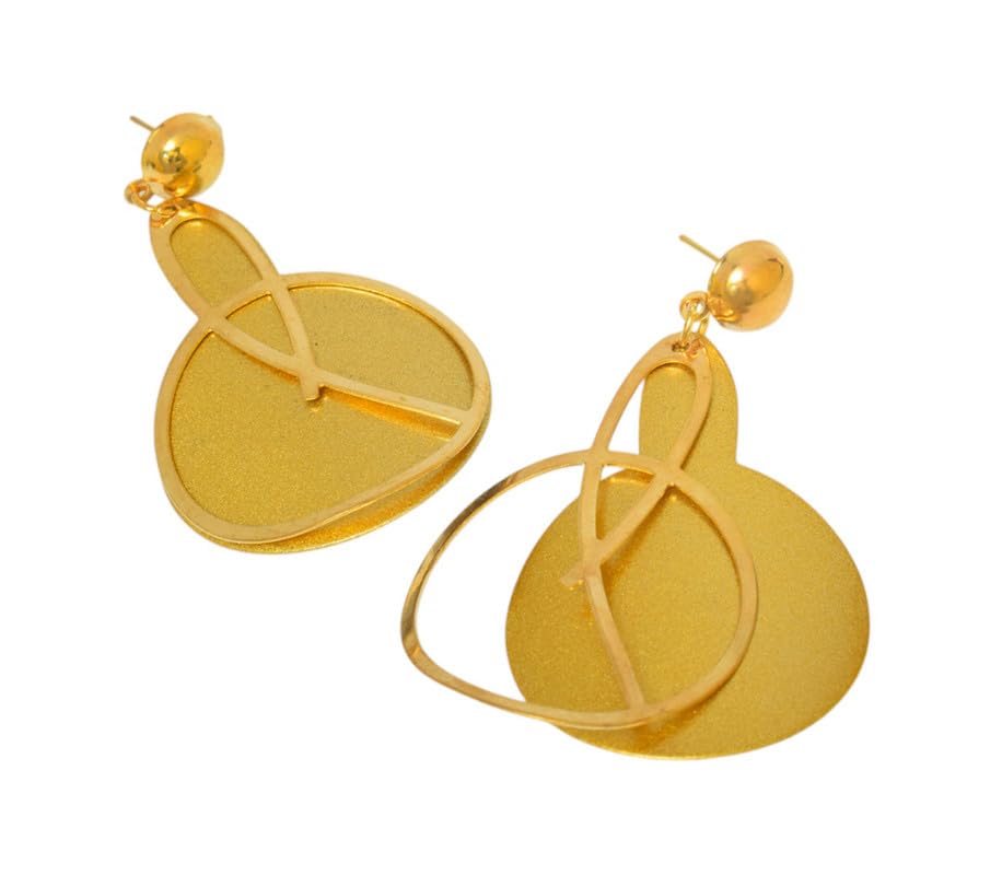 طقم أقراط مودرن للنساء عبارة عن 2 قطعة هو إكسسوار أنيق ومتعدد الاستخدامات