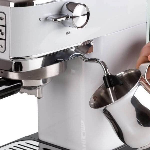 Ariete Coffee maker with pressure gauge, compatible with coffee powder and ESE pods, 1300 W, 1.1 L capacity, 15 bar pressure, ½ cup filter, cappuccino device
