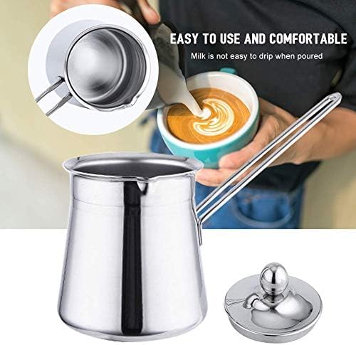 إبريق حليب وركوة قهوة تركي من فيتو (550 مل) هو أداة مطبخ متعددة الاستخدامات وأنيقة، مثالية لتسخين الحليب أو تحضير القهوة التركية أو تقديم المشروبات الساخنة. مصنوع من الفولاذ المقاوم للصدأ عالي الجودة لضمان المتانة وتوزيع الحرارة بشكل متساوٍ