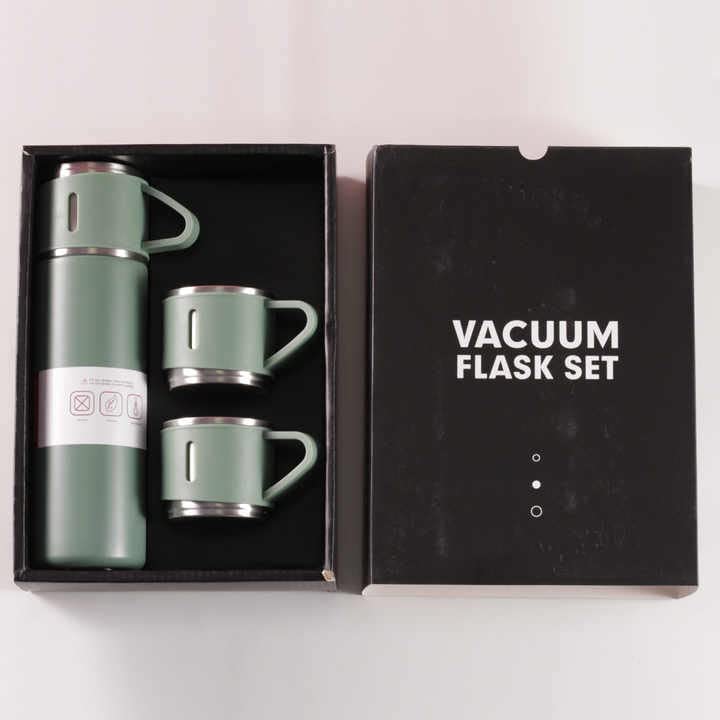 500ml Gift Box Set Flask with 3 Cups – Double-Layer 304 Stainless Steel Vacuum Thermos Travel Mug (Minor Scratch) - Safqqa Egypt