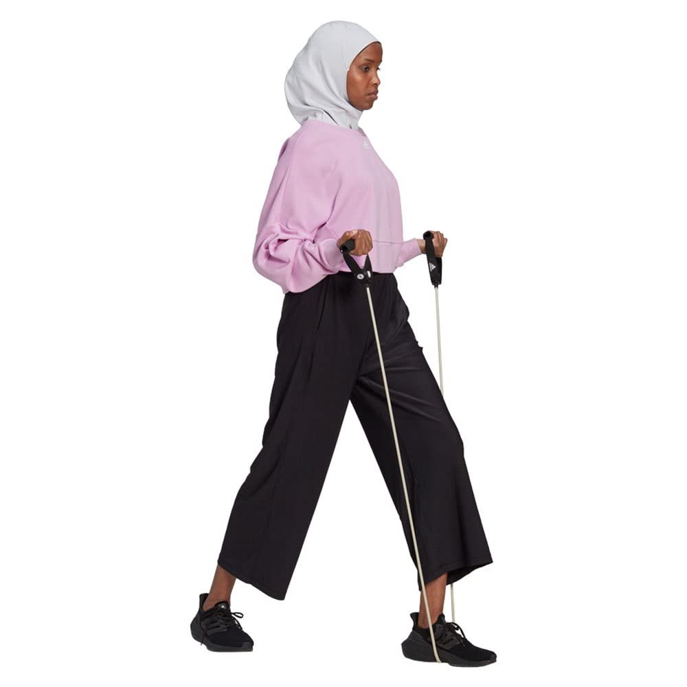 سويت شيرت أديداس للنساء مصنوع من قماش ناعم ومريح من الصوف الفرنسي للدفء والراحة