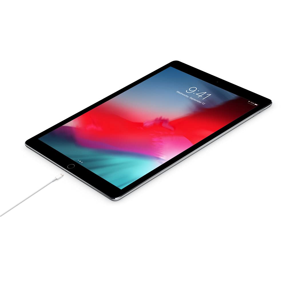 كابل Apple Lightning إلى USB-C بطول 1 متر (3.28 قدم) يوفر لك طريقة سهلة وفعالة للشحن، والمزامنة، ونقل البيانات بين أجهزة Apple الخاصة بك وأجهزة الكمبيوتر أو الشواحن المزودة بمنفذ USB-C.