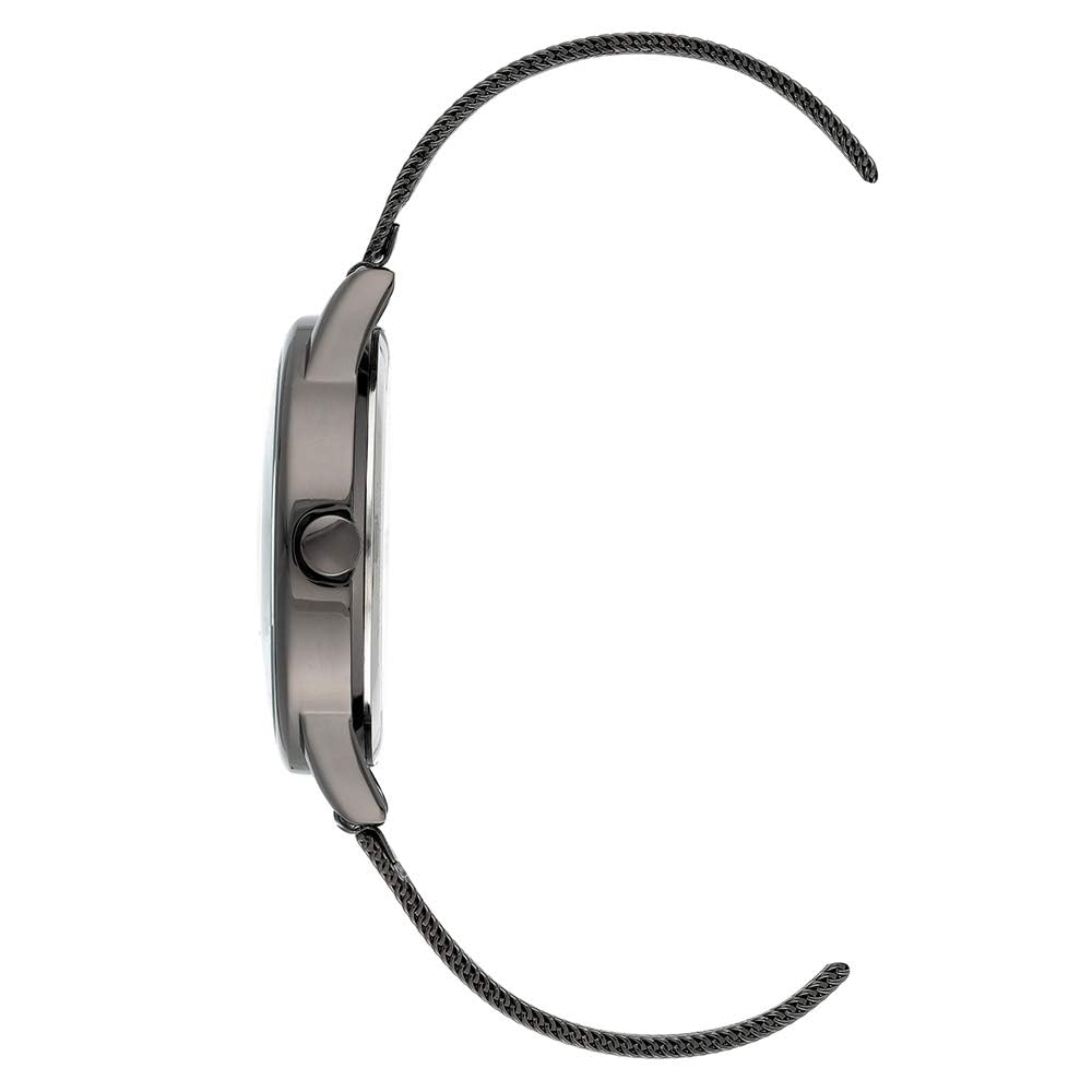 ساعة ناين ويست النسائية بسوار تجمع بين الأناقة والعملية في قطعة عصرية. تأتي بتصميم فضي وبلون المعدن الداكن مع آلية حركة كوارتز لضمان دقة عرض الوقت،