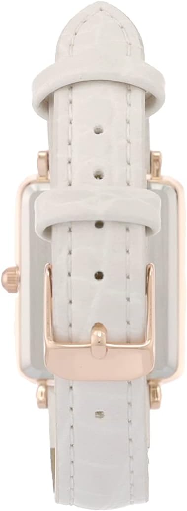 ساعة آن كلاين للنساء مزيجًا رائعًا من الأناقة والرقي، صُممت للمرأة العصرية التي تقدر الأسلوب الكلاسيكي الفاخر. مصنوعة من خامات عالية الجودة وتتميز بقرص دائري أنيق مع تفاصيل راقية 