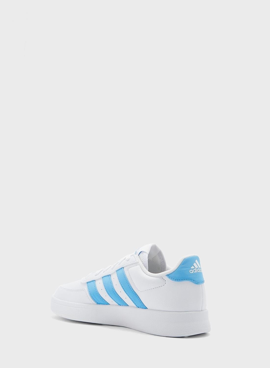 adidas womens Sneaker