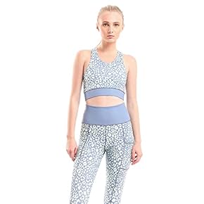 بنطلون رياضي نسائي من RAVIN باللون الأزرق ونقشة عصرية يجمع بين الراحة والأناقة والأداء الرياضي.