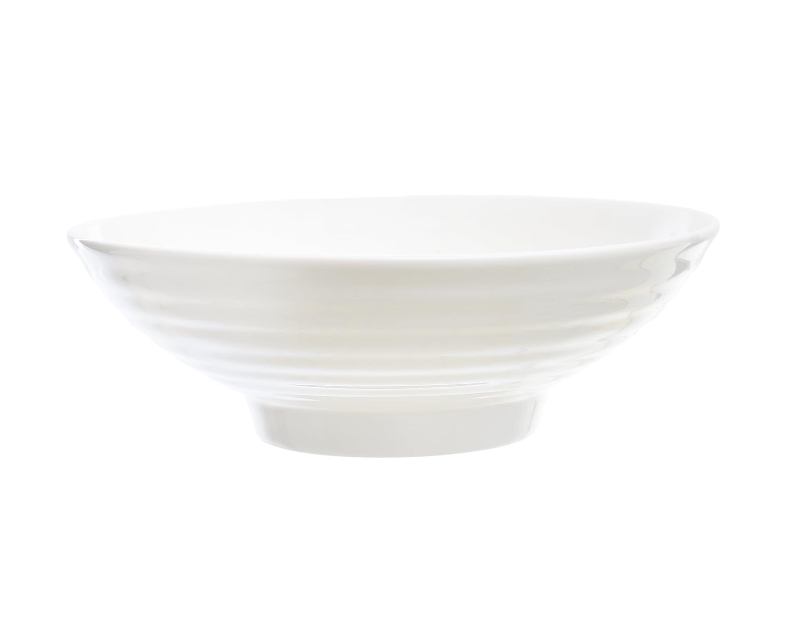 وعاء خزفي مضلع من روزا، مقاس 26 سم يجمع بين الأناقة الكلاسيكية والوظيفة العملية اليومية. مصنوع من البورسلين عالي الجودة، وهو مثالي لتقديم السلطات أو المعكرونة أو الشوربة أو الحلويات.