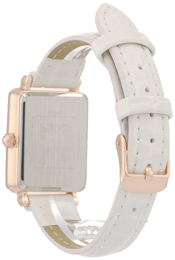 ساعة آن كلاين للنساء مزيجًا رائعًا من الأناقة والرقي، صُممت للمرأة العصرية التي تقدر الأسلوب الكلاسيكي الفاخر. مصنوعة من خامات عالية الجودة وتتميز بقرص دائري أنيق مع تفاصيل راقية 