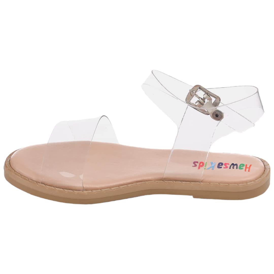 صندل MuswannaA للبنات مصمم ليمنح الراحة والأناقة وسهولة الارتداء للاستخدام اليومي. يتميز بخفة الوزن ونعومة الخامة ليحافظ على راحة أقدام الصغيرات طوال اليوم