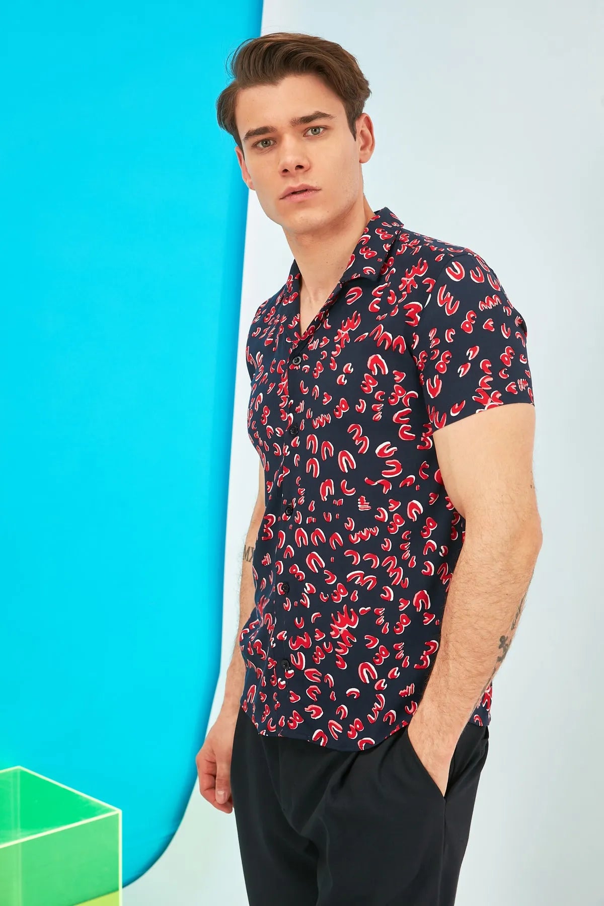 Trendyolmilla Men’s Regular Fit Short Sleeve Shirt with Cuban Collar