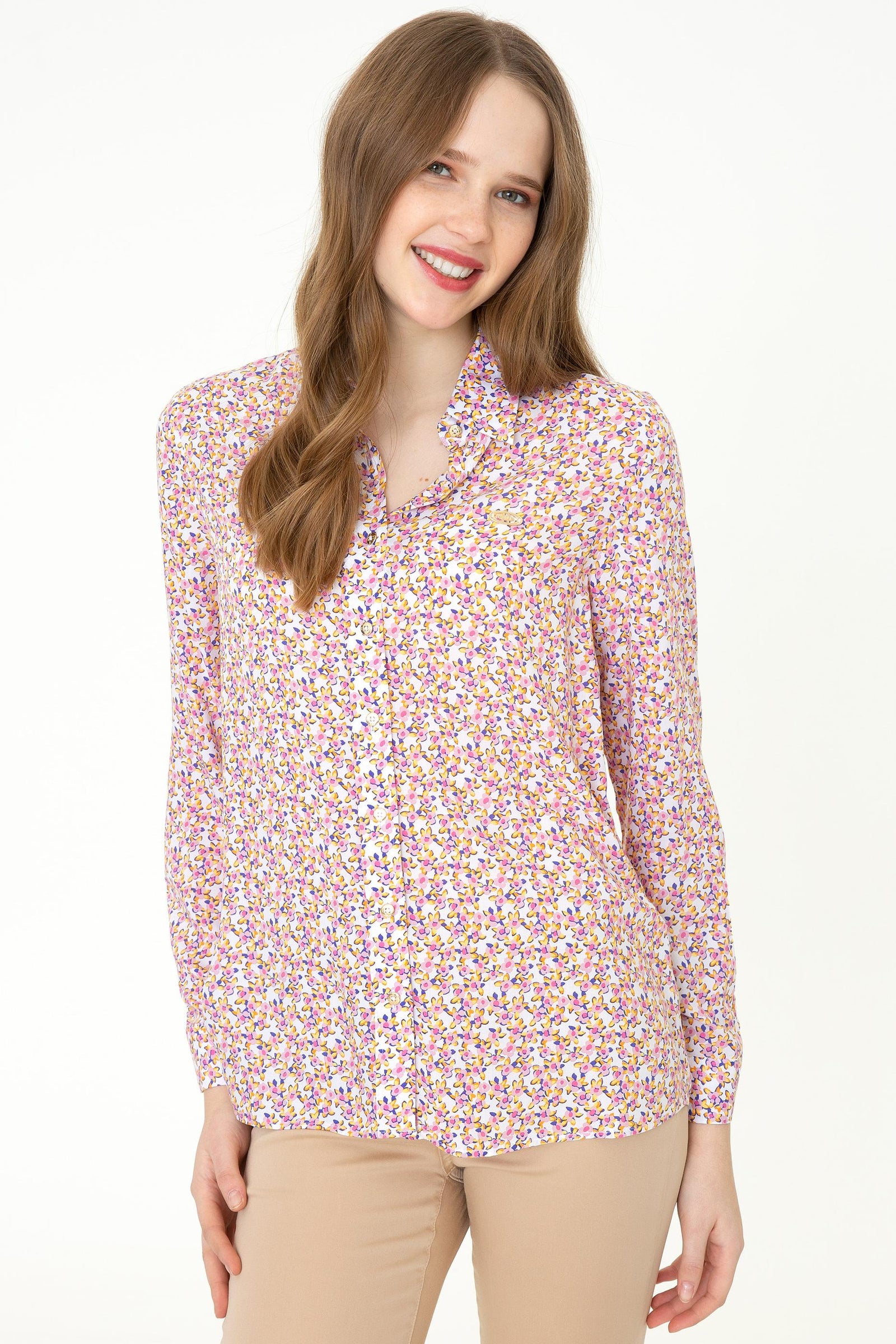 Elegant Women’s Blouse with Stylish Modern Design