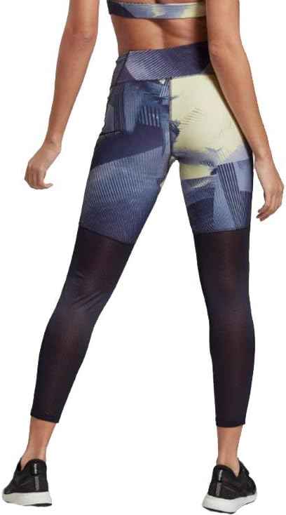 ليجنز Reebok للنساء يجمع بين الراحة والمرونة والمظهر الرياضي العصري. مصنوع من قماش ناعم ومرن يوفر دعمًا ممتازًا أثناء التمارين أو الجري أو اليوغا أو حتى الاستخدام اليومي