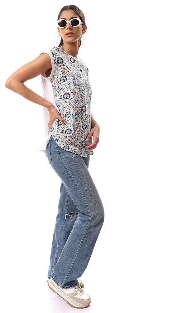 بلوزة نسائية من رافين بأكمام قصيرة وتصميم مريح، تجمع بين الراحة والأناقة في آن واحد. تتميز بقصة فضفاضة وقماش خفيف مناسب للاستخدام اليومي، 