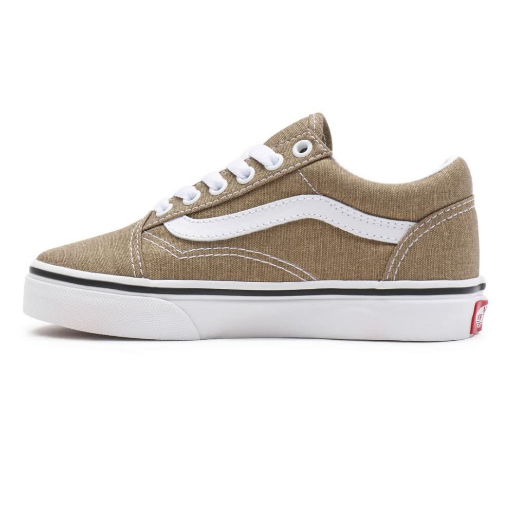 Vans Old Skool Shoe For Boys,Iconic and versatile wardrobe essential.