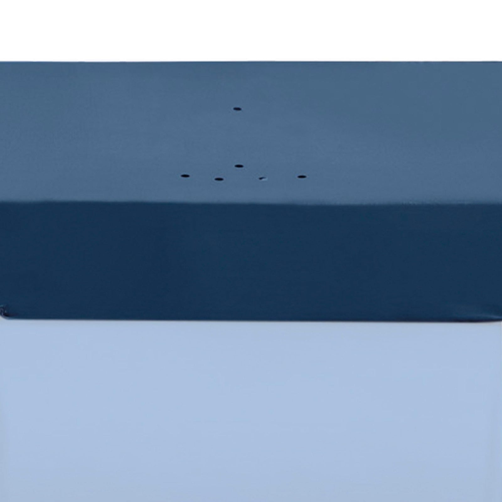 غطاء إنتيكس لحماية البركة مصمم لبرك الإطار 12 قدم من الأوراق، الأوساخ، والظروف الجوية القاسية. مصنوع من مادة متينة مقاومة للطقس، يحافظ على نظافة البركة وسلامتها عند عدم الاستخدام.