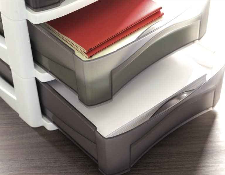 خزانة Bama  بثلاثة أدراج – لون أبيض هي وحدة تخزين عملية مصنوعة من بلاستيك متين، تساعدك على تنظيم أغراضك بسهولة