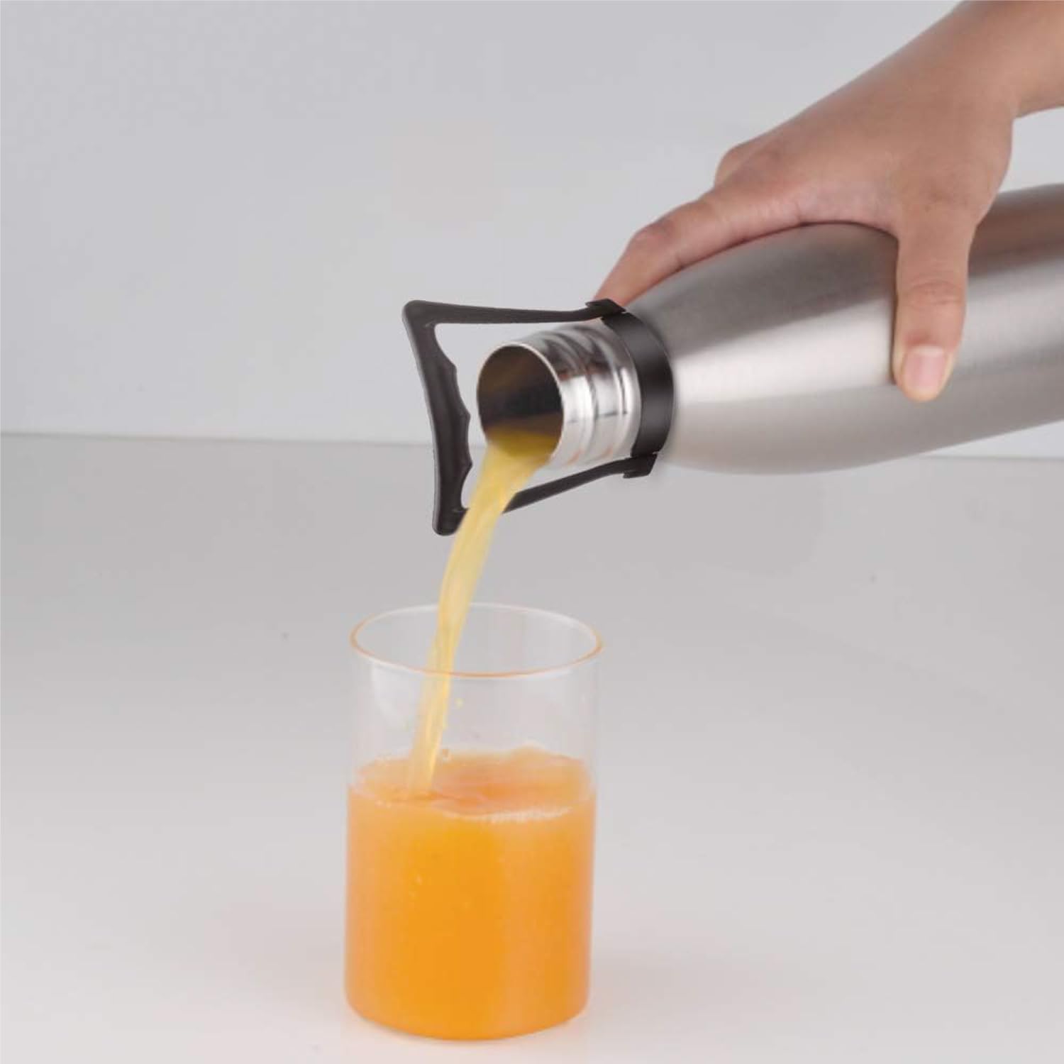 Borosil - Stainless Steel Hydra Bolt with Handle - Vacuum Insulated Flask Water Bottle, 1.5L-No Box
