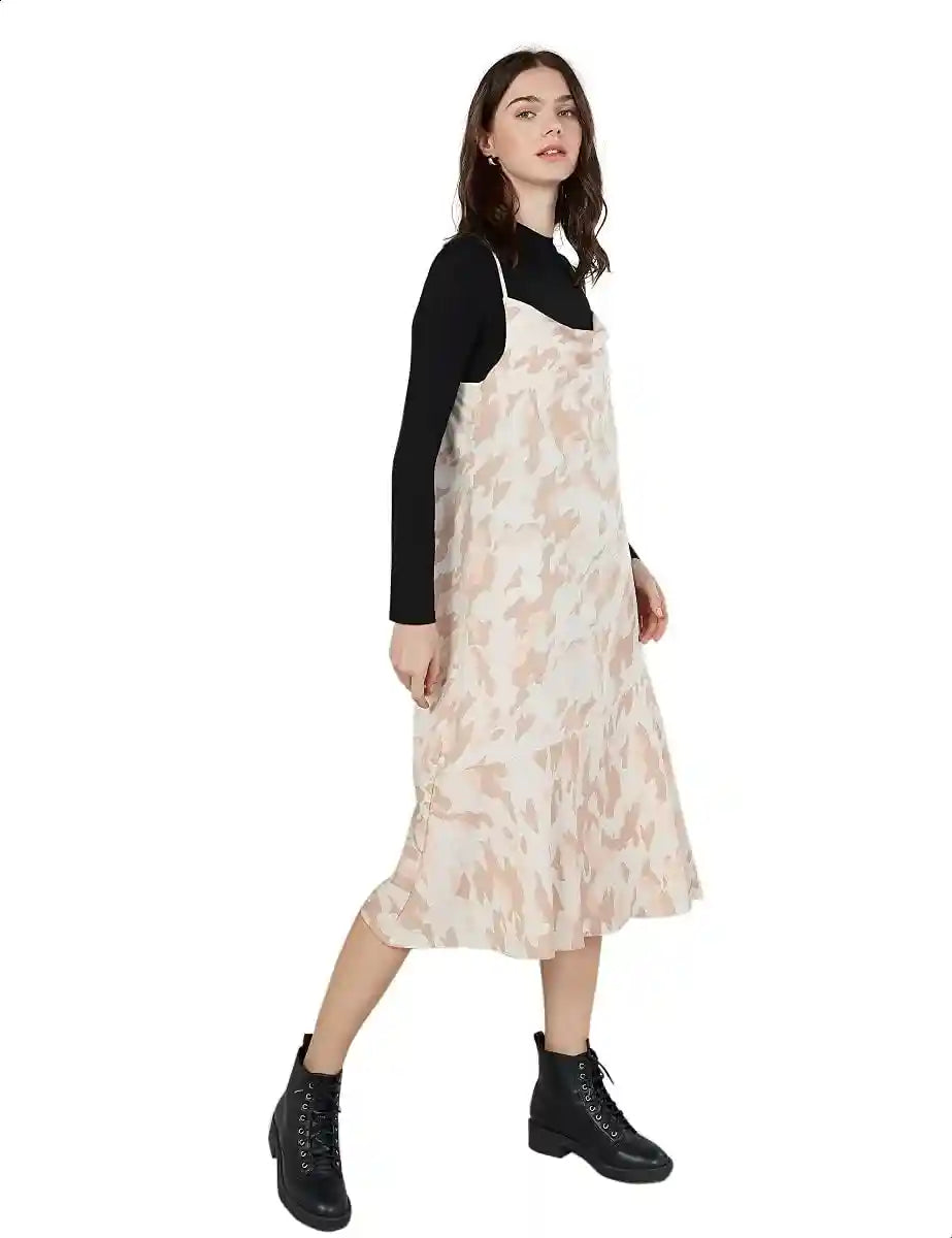 Splash Patterned Spaghetti Sleeves Sweetheart Neck Dress For Women,Adjustable straps for a personalized fit. – Safqqa Egypt