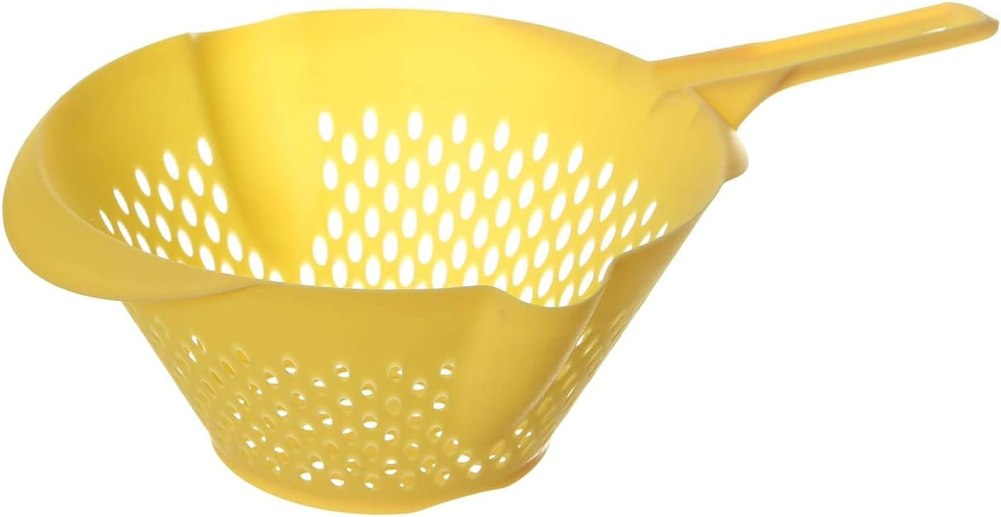 El-Yassin Plastic vegetable strainer• Durable plastic construction for long-lasting use