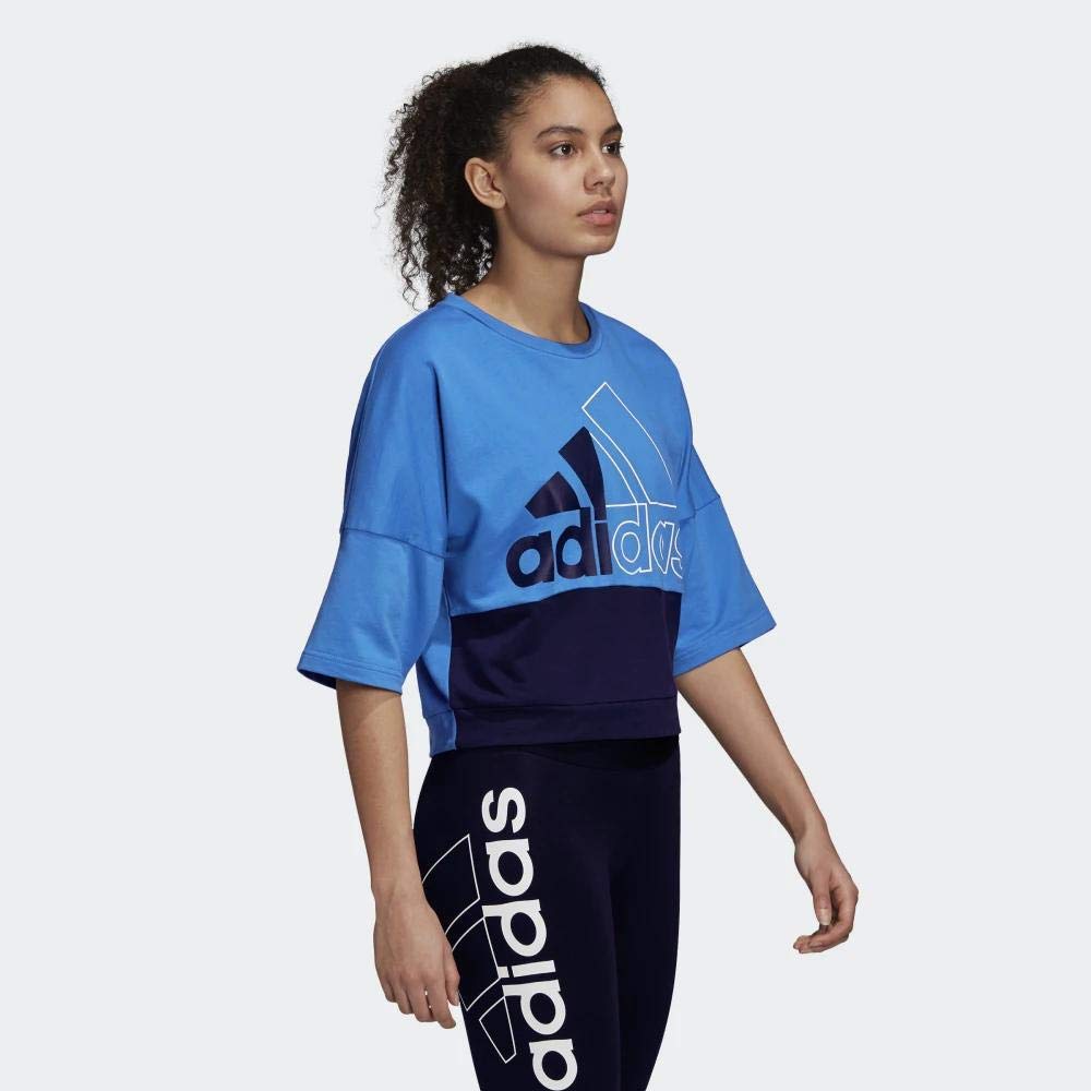 سويت شيرت نسائي من أديداس Adidas – مريح وعصري