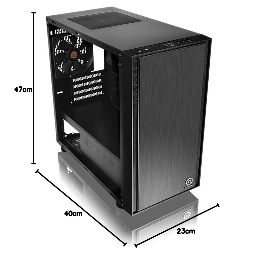 يعتبر صندوق Thermaltake Versa H17 خيارًا مدمجًا وأنيقًا لمكونات الكمبيوتر بتصميم micro-ATX. يتميز بتشطيب أسود أنيق وبنية فولاذية عالية الجودة توفر متانة ممتازة وتدفق هواء فعال – Safqqa Egypt