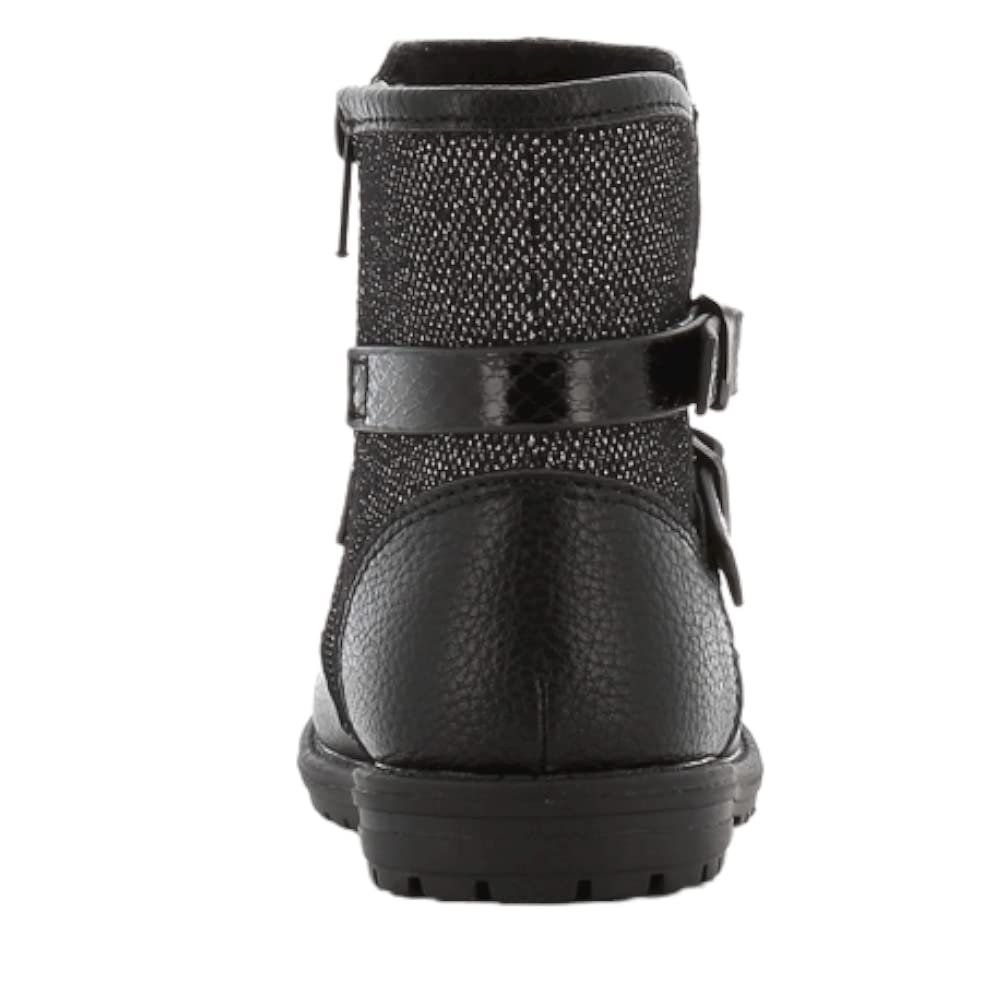 حذاء من SPROX للبنات بتصميم يجمع بين الراحة والأناقة والمتانة. مصنوعة من خامات عالية الجودة