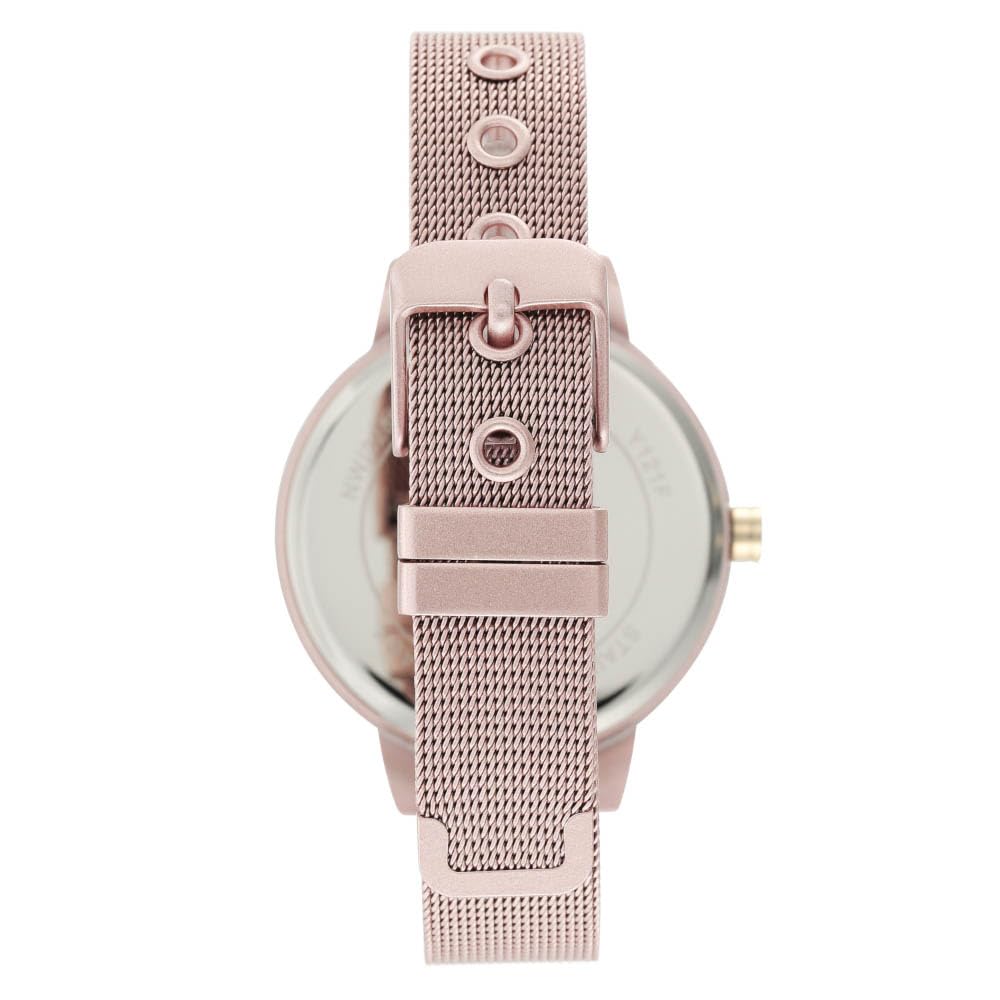 ساعة نسائية من Nine West بسوار شبكي