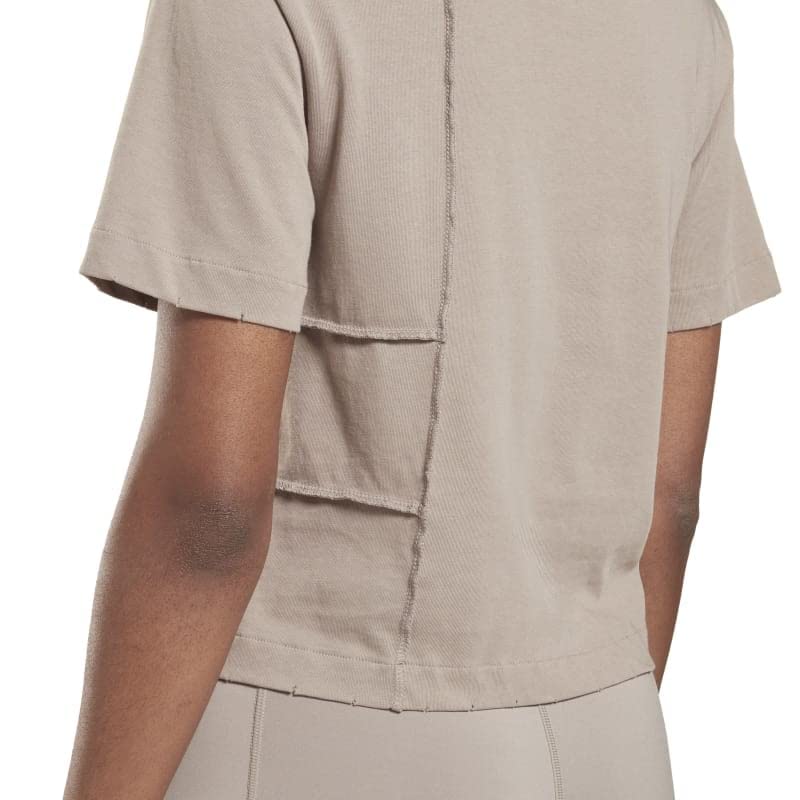 تيشرت تدريب ام واي تي باكمام قصيرة بتصميم قص وخياطة للنساء من ريبوك