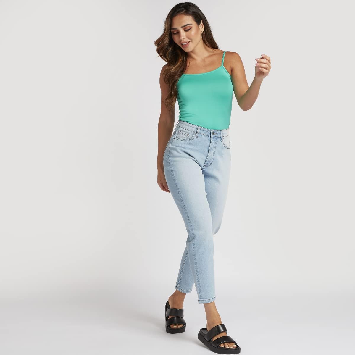 Splash Undershirt For Women,Versatile design suitable for casual and formal wear.